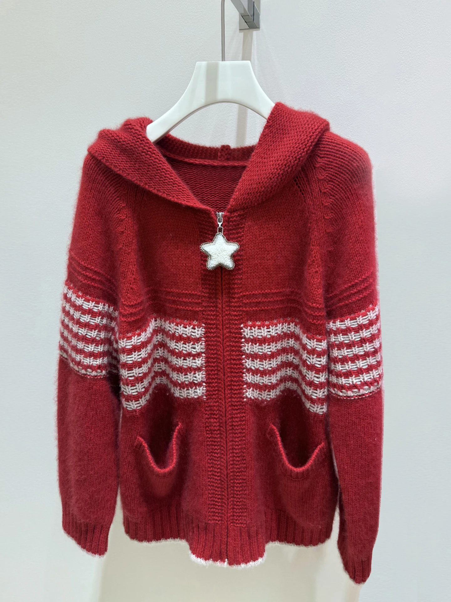 

Элегантный женский вязаный кардиган-свитер в полоску для повседневной носки, весна 2026, модный, средней длины, мягкий, длинный рукав