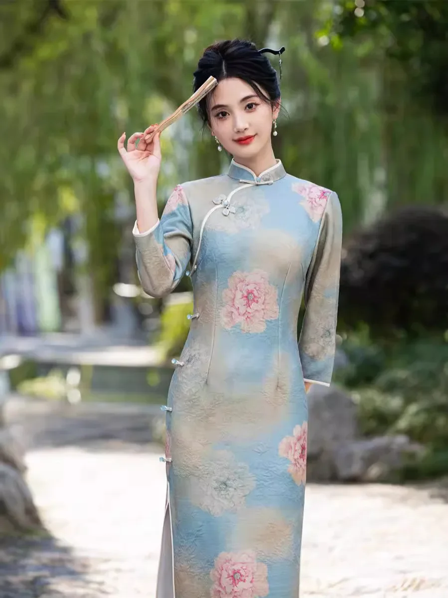 

Осень 2023, новое длинное платье Cheongsam с принтом, облегающее женское платье Cheongsam Qipao с рукавами семь четвертей