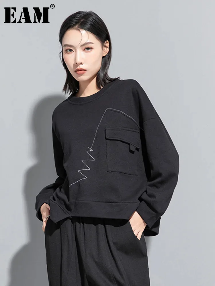 

[EAM] Black Topstitched Irregular Sweatshirt New Round Neck Long Sleeve Women Big Size Fashion Tide Spring Autumn 2023 1DH7065