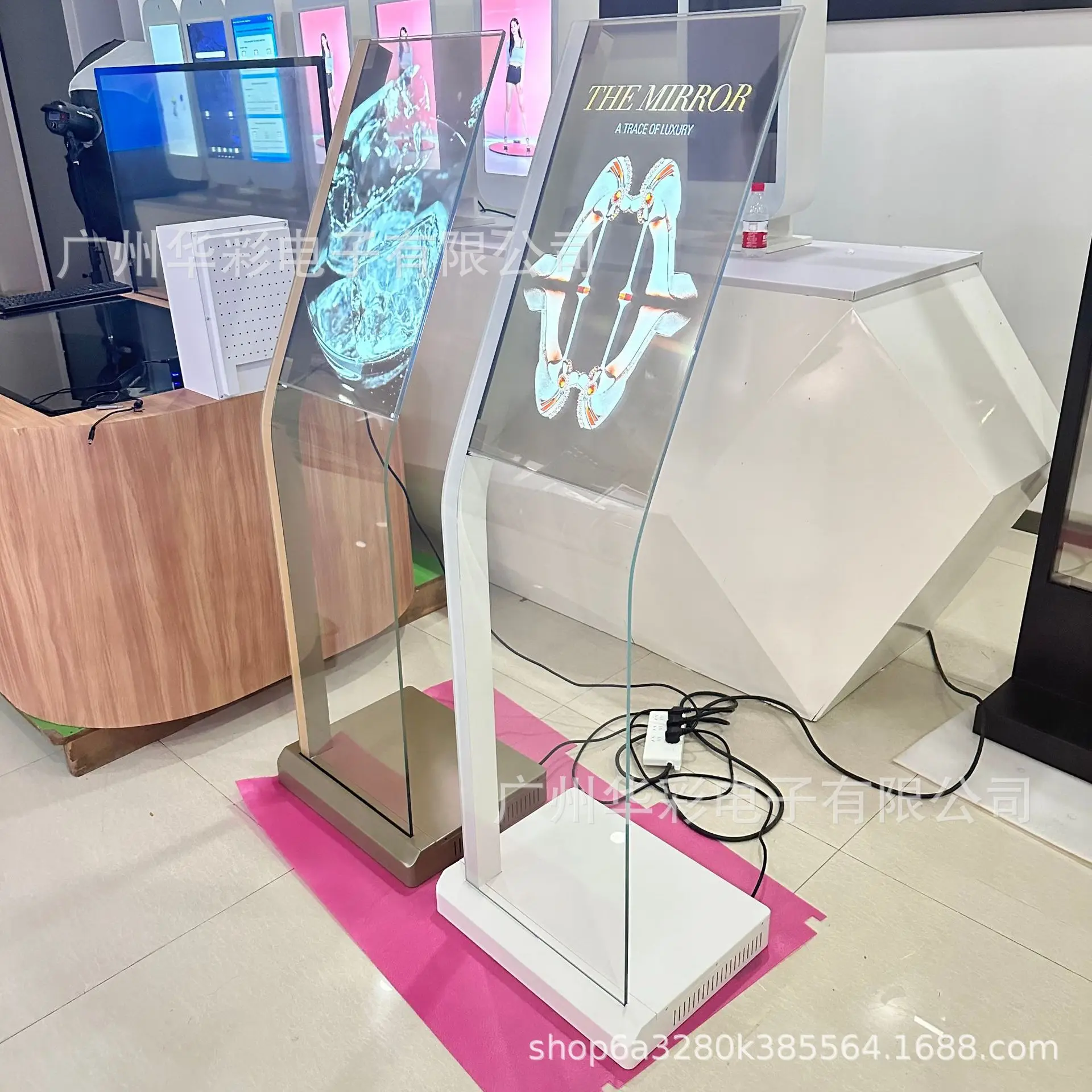 30-77 Inch OLED Transparent Touch Screen Machines - usage example