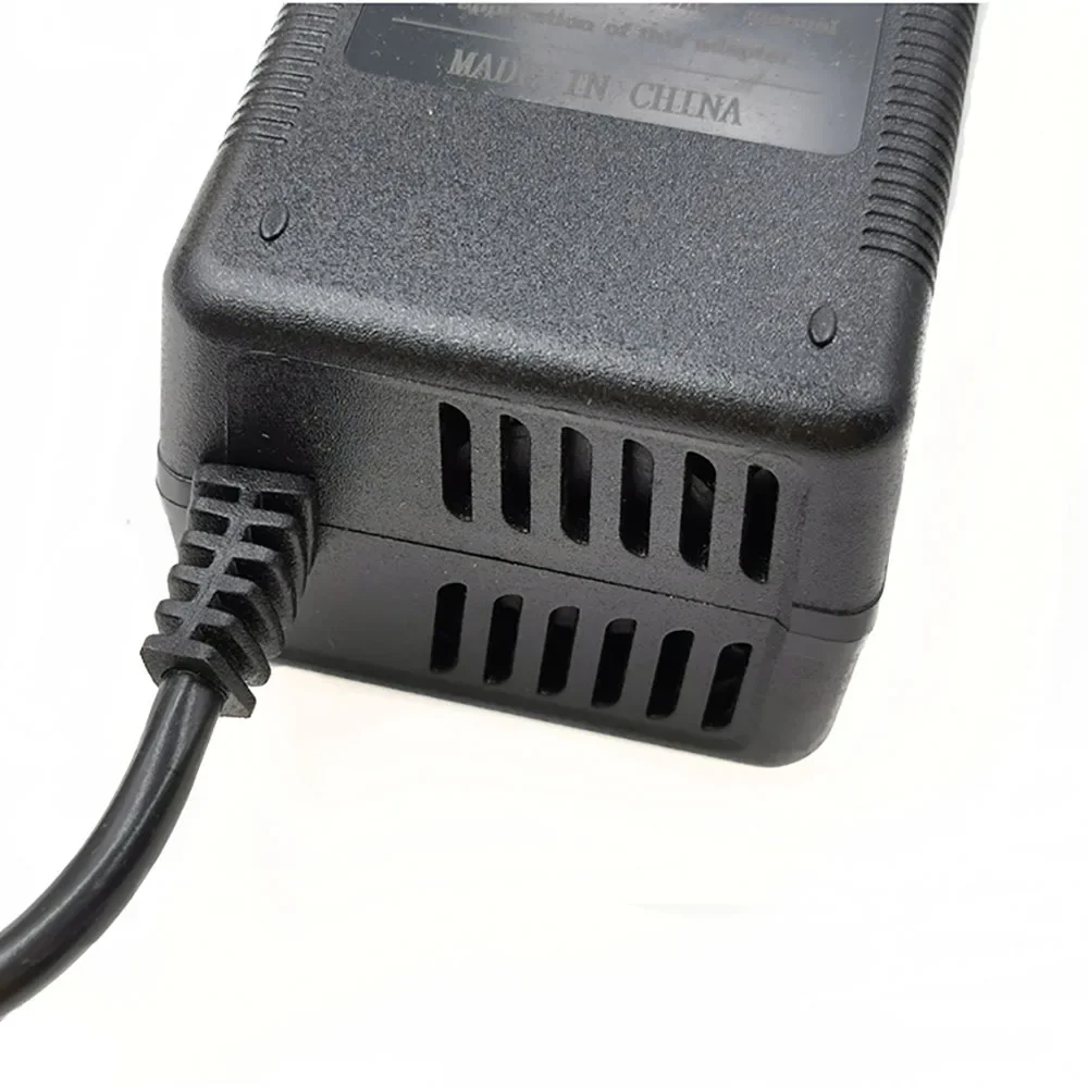 12.6V 5A battery Charger for 18650 Li-ion 3Series 12V Lithium Battery Pack Charger DC5525 Connector