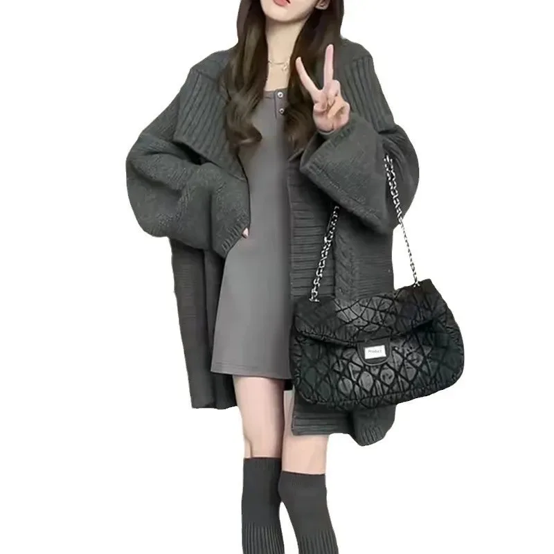 フランスのレイジースタイルミッドレングスニットセータージャケット女性の秋冬ルーズアウターカーディガン今季の新作ホットセールFa