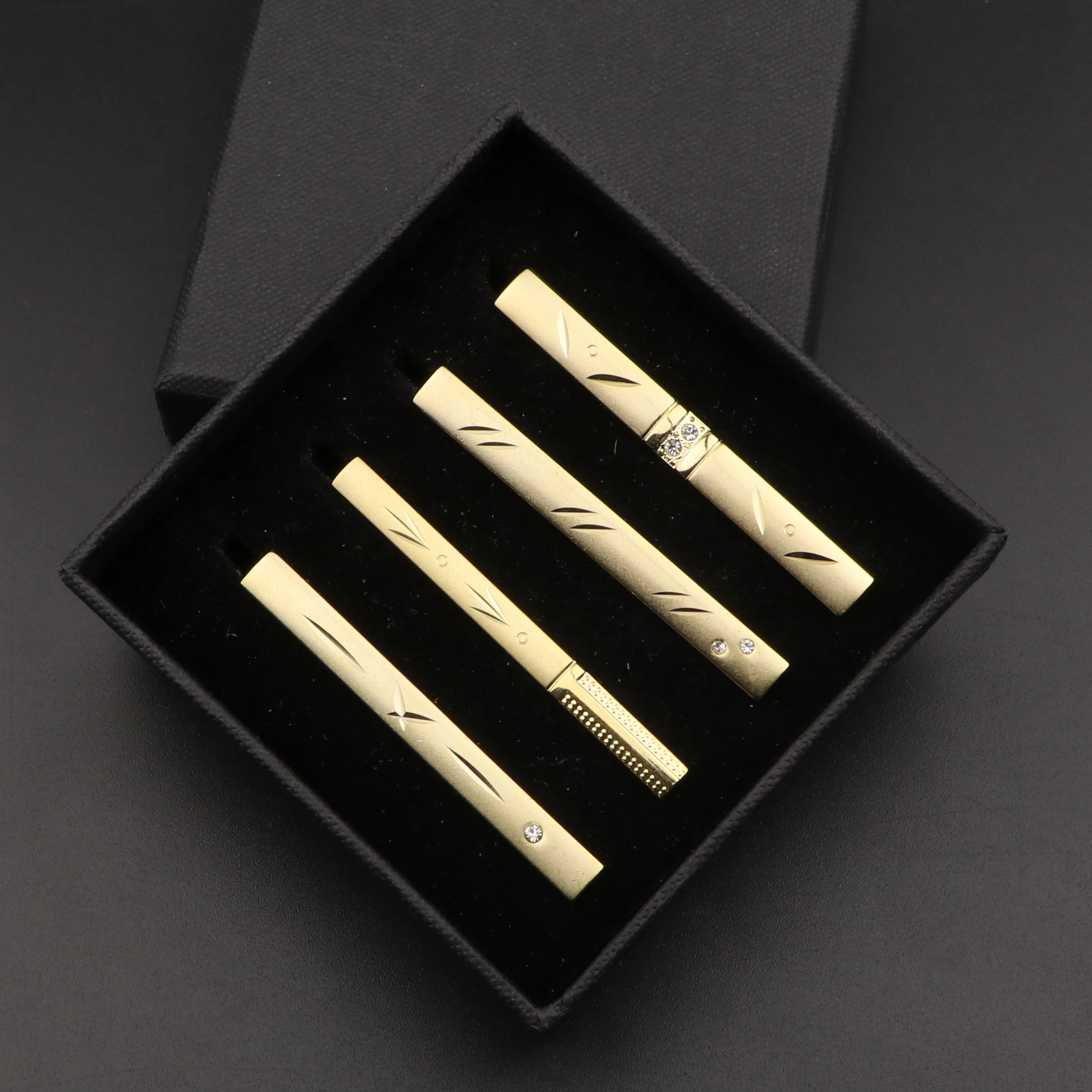 4pcs Men's Metal Tie Clip With Gift Box Bright Gold Color Chrome Stainless Steel Jewelry Necktie Clips Pin Clasp Clamp Wedding