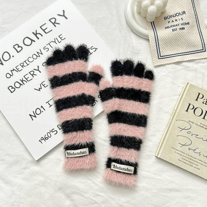 2025 المنك مثل مخطط نمط جو قفازات محبوكة المرأة الخريف والشتاء الدافئة المفتوحة إصبع شاشة تعمل باللمس قفازات مقاومة للبرودة