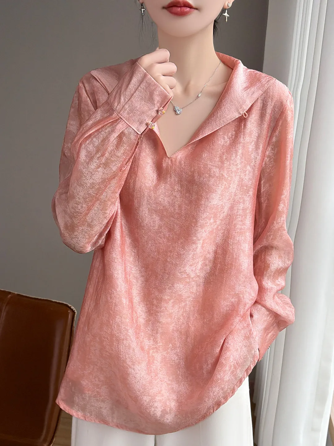 

Elegant Lightweight Comfortable Thin Long Sleeve Striped Texture Loose Base Shirt Women's Spring Summer Style Breathable Skin...