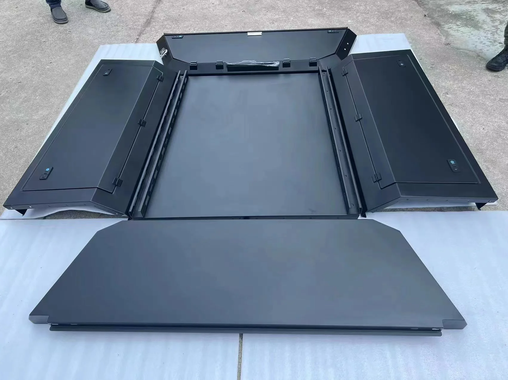 Customized Nissan Navara Np300 Campers Or Canopy Hard Pickup Top  Made In Aluminium