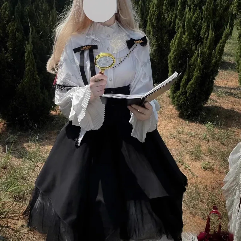 فستان لوليتا القوطية نون قميص بحزام مكون من قطعتين مع فستان بأكمام طويلة وأكمام طويلة.