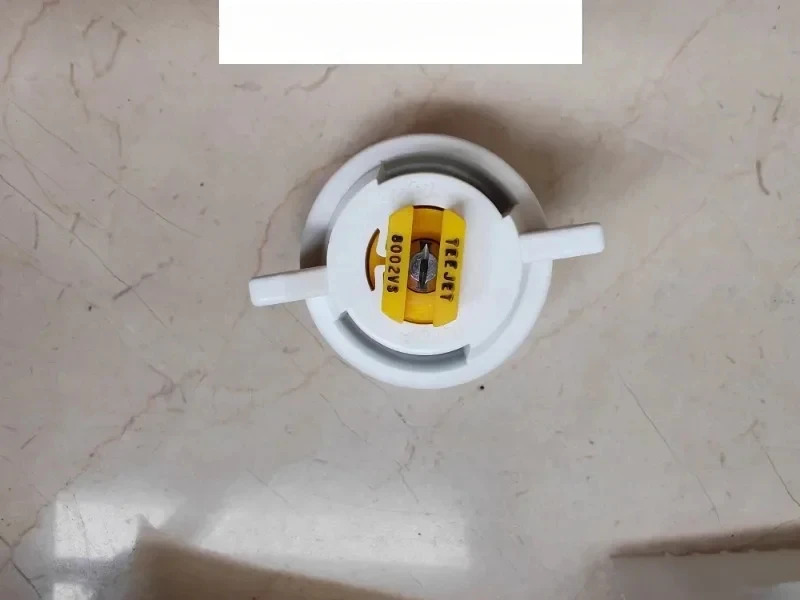 

TP8002VS Веерообразная насадка Sprea-dtrum с распылителем сердечника из нержавеющей стали TEEJET