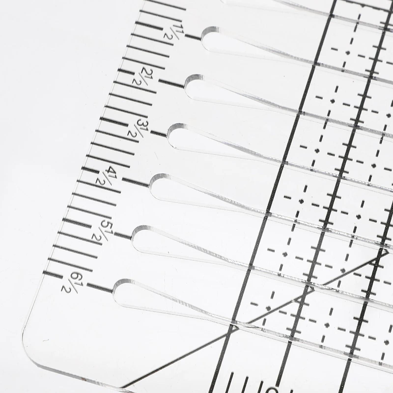 مسطرة خياطة متعددة الأغراض مقاس 12 × 6 بوصة لتقوم بها بنفسك لقوالب خياطة اللحف تصميم قماش إمداد حرفي شفاف يدوم طويلاً