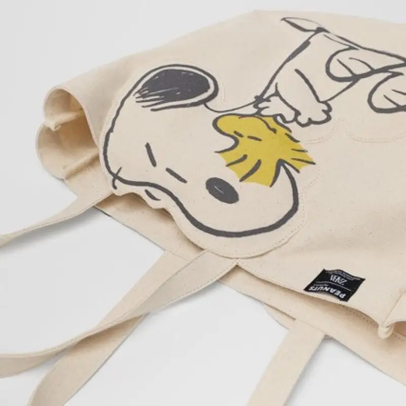 Cute Snoopy Printed Canvas Shopping Bag Ladies Handbag Reusable Eco Friendly Tote Bag Portable Purse for Outdoor and Daily Use view 4
