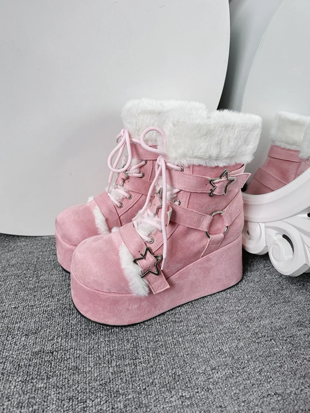 Sweet Suede Round-Toe Platform Ankle Boots Fluffy Trim Star Accents Chunky Wedge Sole Lace-Up Buckle Detail Cute Winter Looks