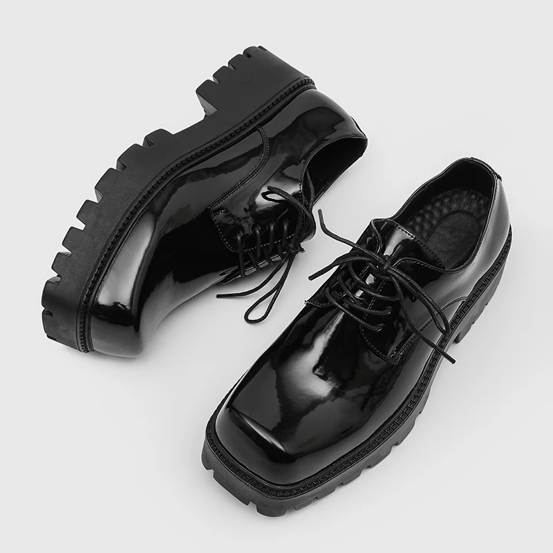 Nuevos zapatos Derby clásicos para hombre, zapatos negros informales cómodos de suela gruesa, zapatos de cuero de moda, zapatos sociales para hombre