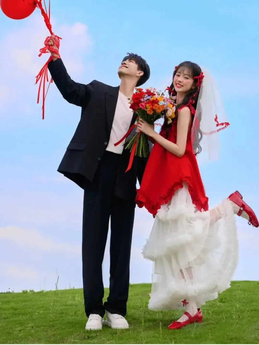 

Warm Atmosphere Dress Photography Studio New Style Portrait Photography Outdoors Travel Artistic Photoshoot Ethnic Costume