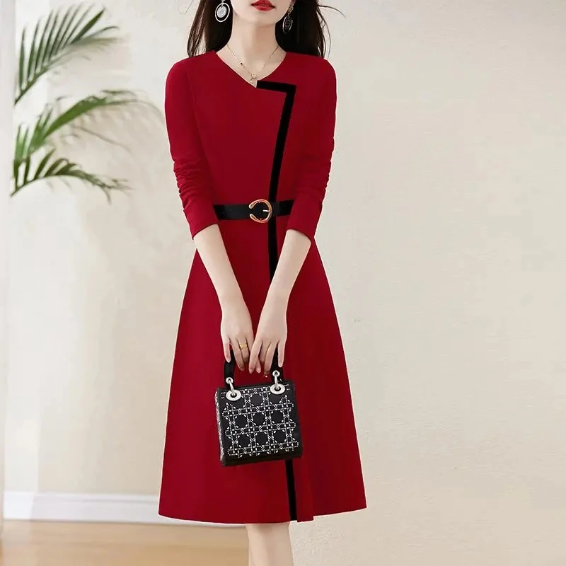 

Long Sleeved Patchwork Dress For Autumn 2023 New High-end French Style Waistband Slimming Goddess Style Versatile A-line Skirt