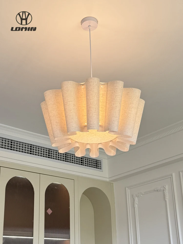 

Скандинавская льняная плиссированная подвесная лампа Anders Wabi Sabi, тканевая люстра ручной работы, уникальный подвесной светильник для спальни и кухни