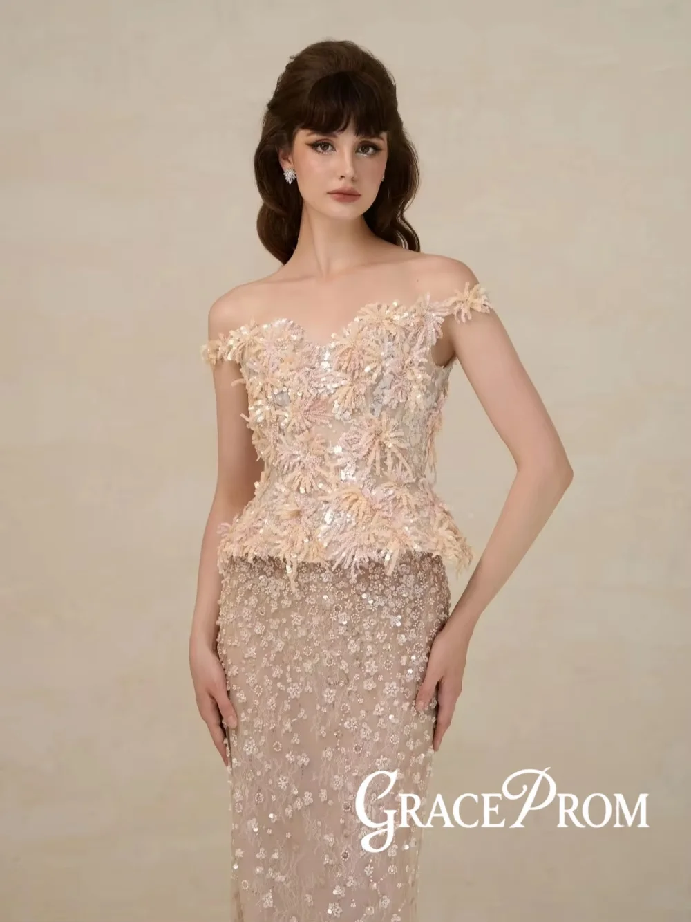 

Opulent Sequined Corset Evening Dress Elegant Off Shoulder Straight Wedding Party Gowns Customized Long Backless Banquet Gowns
