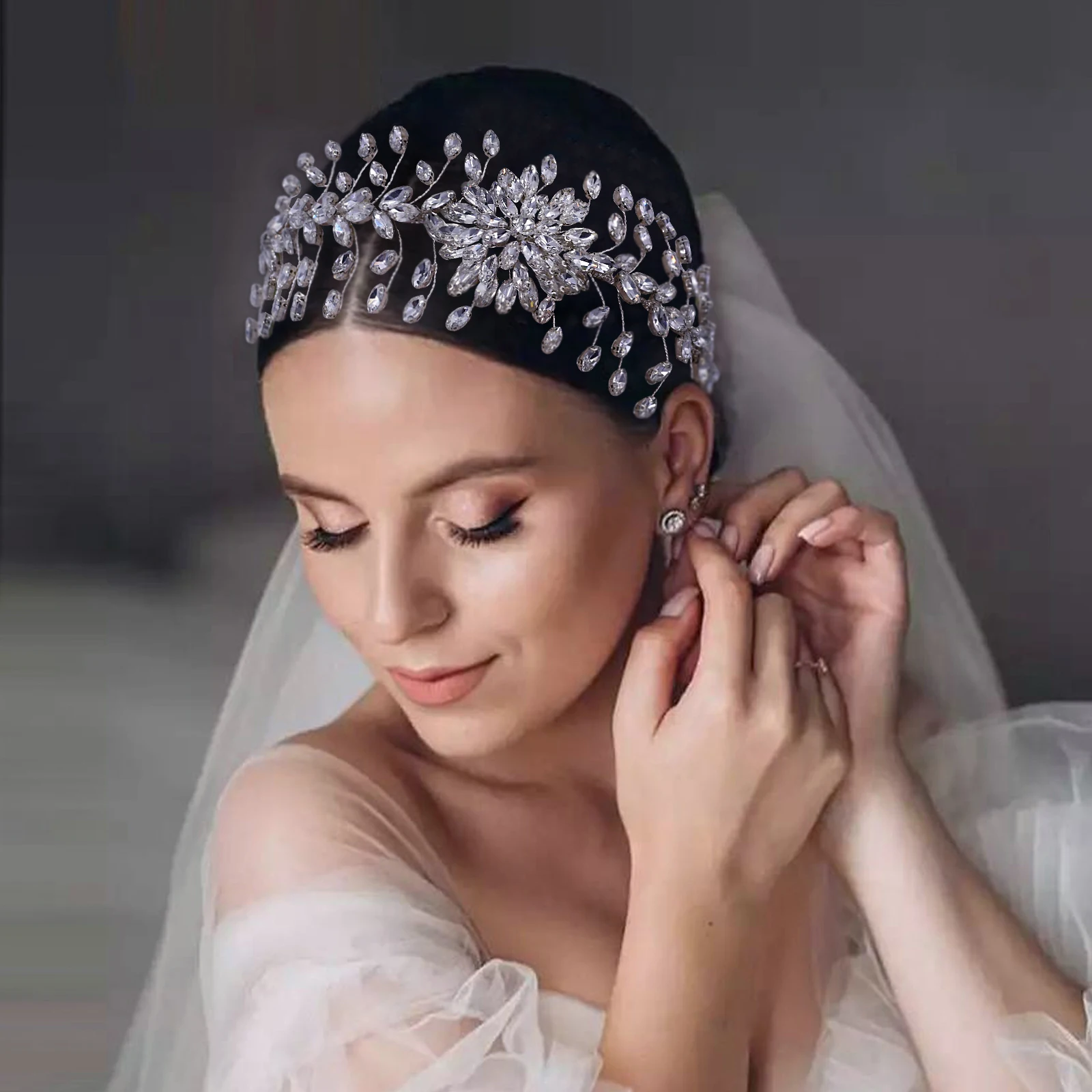 

Hair Jewelry For Bride Hair Accessories Rhinestone Crown Bride Flower Tiara Diamond Headdress Woman Headpiece Bride Hair Jewelry