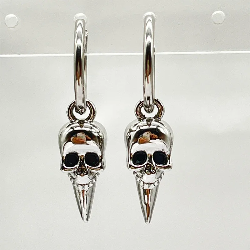 1 pair of retro exaggerated Halloween skull earrings, Goth punk party earrings pointed stainless steel fashion copper gift