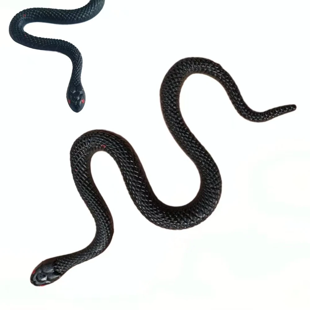 20 pezzi serpenti di gomma giocattoli di serpenti finti per oggetti di scena da giardino per mantenere gli uccelli lontani decorazione di Halloween giocattoli di scherzo bomboniere