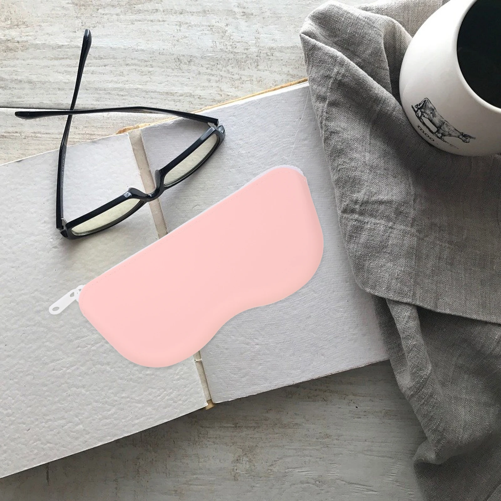 

Pink Eyeglasses Case Sunglasses Bag Women Travel Storage Purse Holder Waterproof Silicone Glasses Protection Travel Use Reading