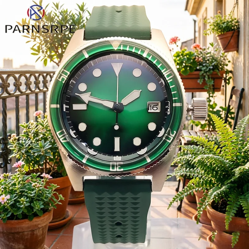 

Latest Retro Diving Watch for Men NH35 Automatic Mechanical 40mm Green Dial Bezel Sapphire Glass Luminous Date Waterproof Daily