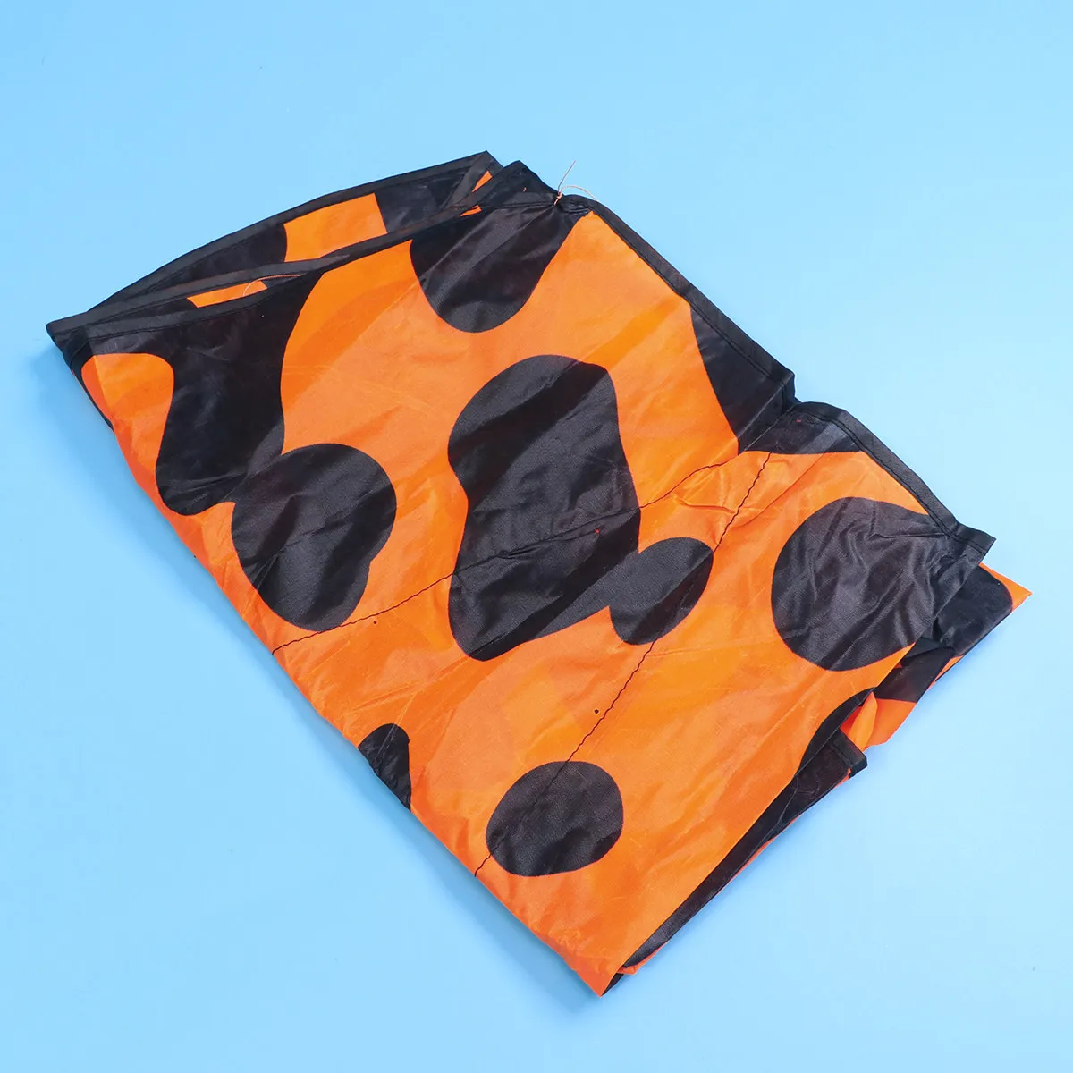 2 Stück Orange Easy Flyer Drachen für Kinder, Langschwanz-Drachen, Rahmenlose Oktopus-Drachen, Gutes Spielzeug ohne Flugleine für Strand, Park, Garten