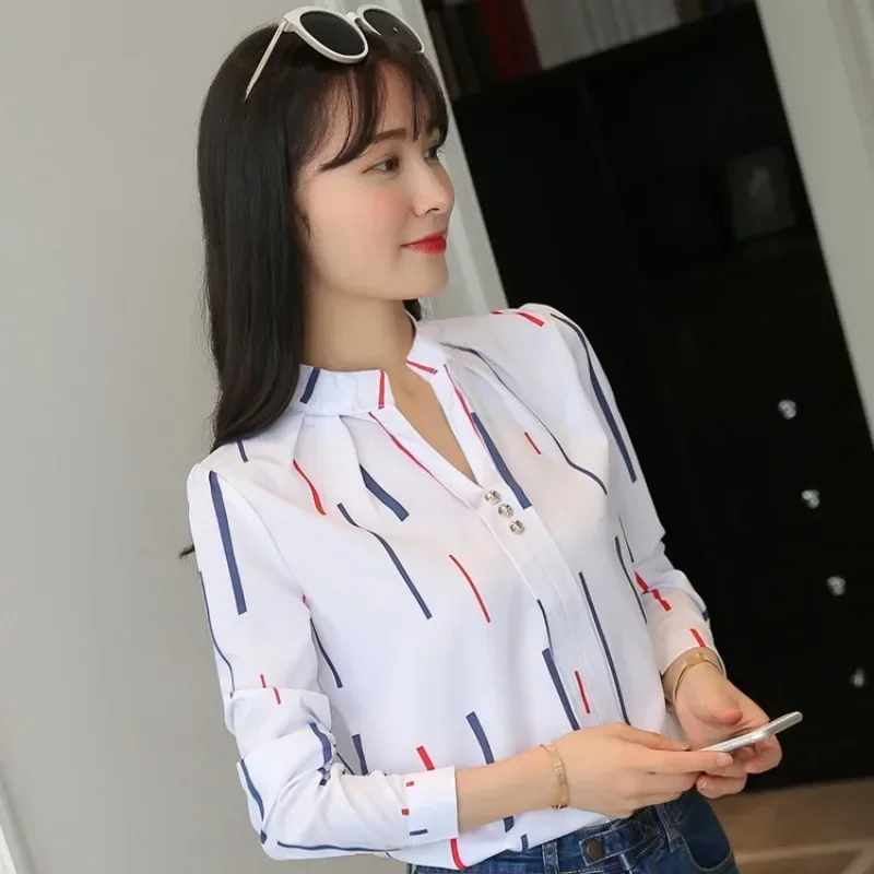 2024 Spring and Autumn New Style Casual Striped Long-sleeved Shirt Loose White Stand-up Collar Top for Women