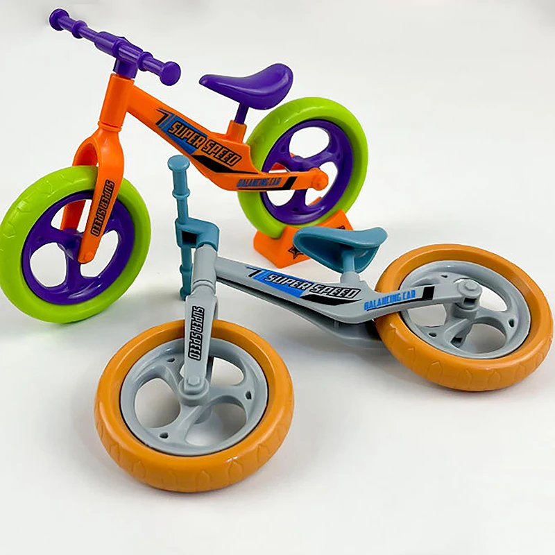 

Creative Carrot Bike DIY Assembled Building Block Bicycle Static Model Decompression Toy Small Gifts