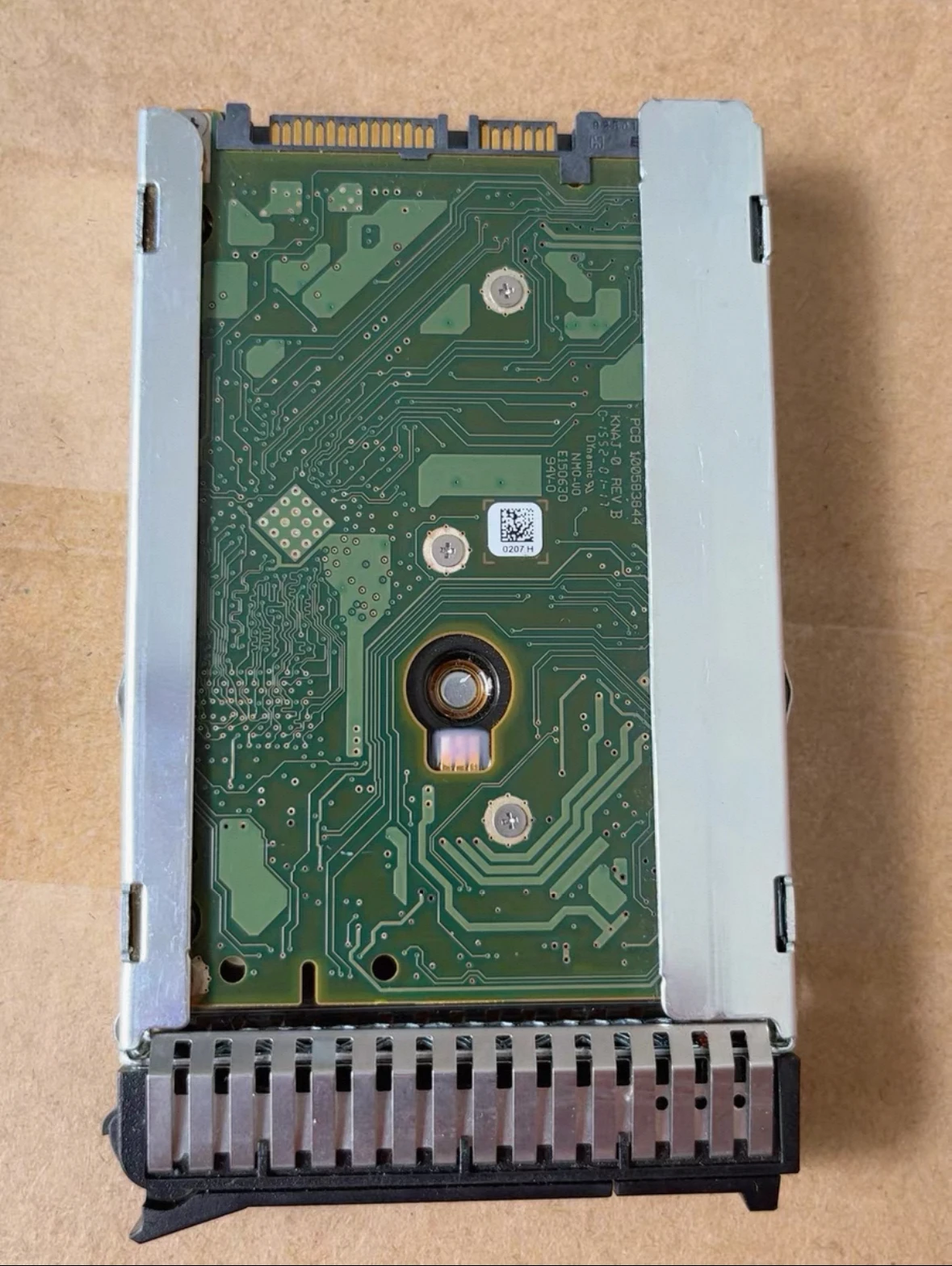 

For 00AJ136 00AJ137 500G SATA 2.5 7.2K M5 server hard disk