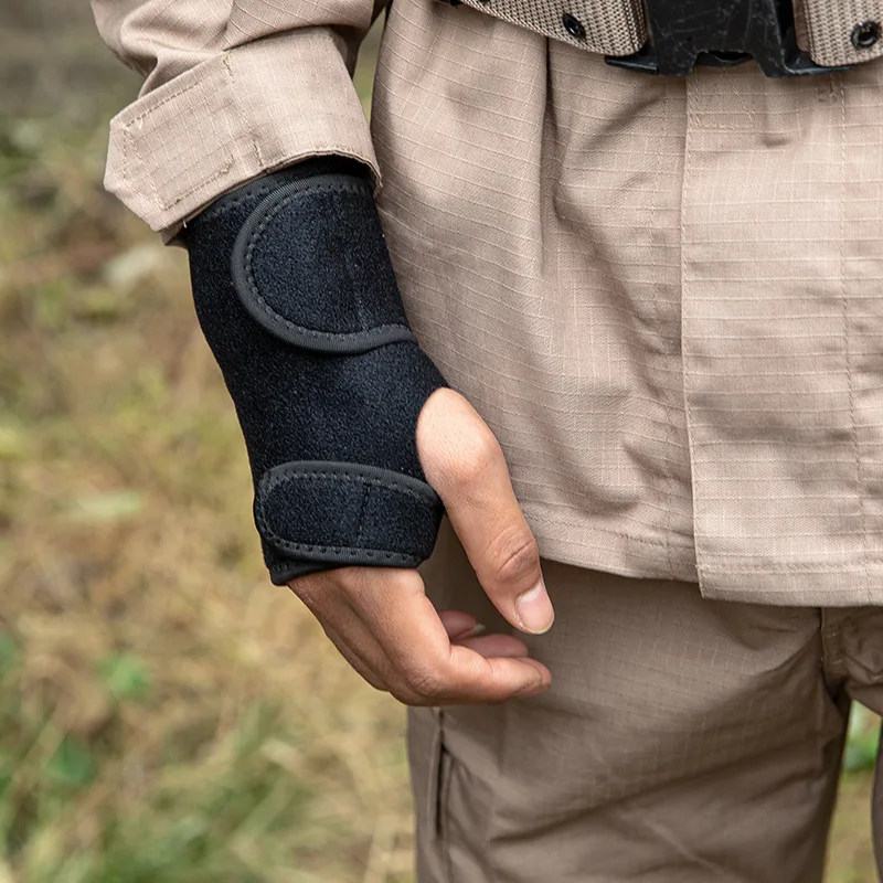 

Tactical wrist gloves hand guards crawling training military training hand guards wrist support sports thickened