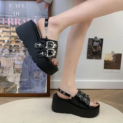 Women Summer Slippers Platform Rivet Punk Design Sandals Non-Slip Slids Garden Shoes Fashion Casual Heels Sandals For Female