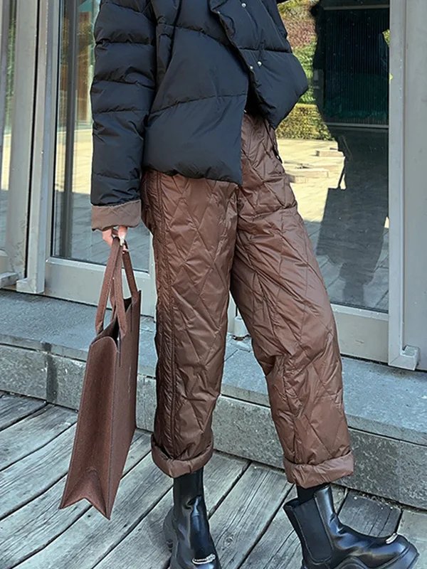 Pantaloni in piumino di cotone alla moda Pantaloni da donna caldi larghi dritti casual versatili a nove punti Inverno 2025 con motivo a diamanti