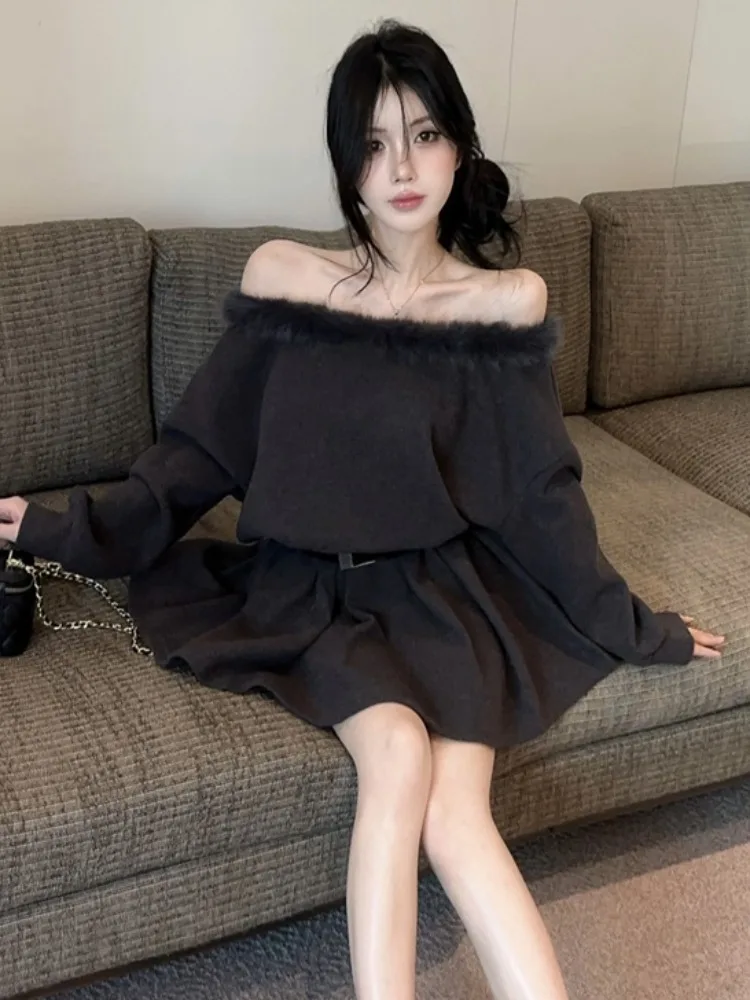 

Spicy Girl Style Long Sleeve Dress with Belt Women's Winter Design Sense Furry Splice Versatile Midi Skirt Asymmetrical Shoulder