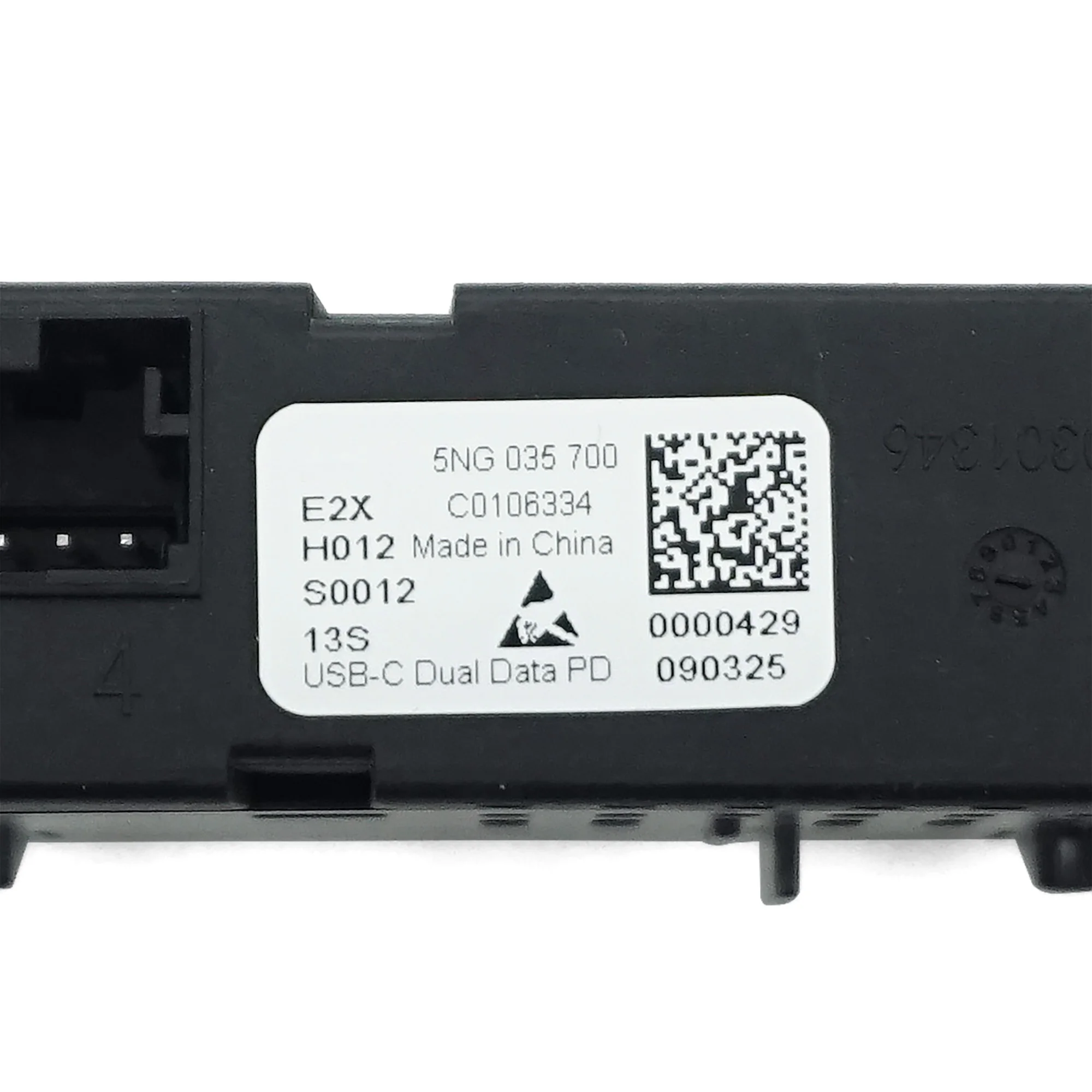 Für VW Golf 8 MK8 Passat B9 Tiguan MK3 ID3 ID4 ID6 ID7 USB Typ-C Vorderer Schnellladungs-Schalter 5NG 035 700 5NG035700 – Detail 5