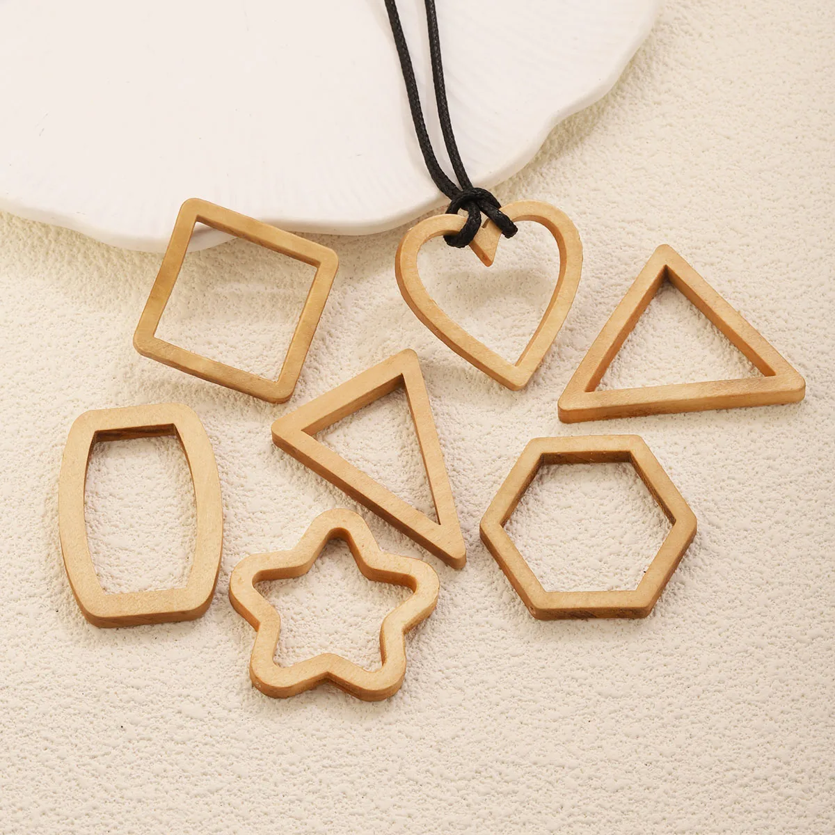 10pcs Wood Heart Square Silicone Mold for DIY Jewelry Making UV Resin Cameo Pendant Charms Bezel Frames Earrings Crafting view 6