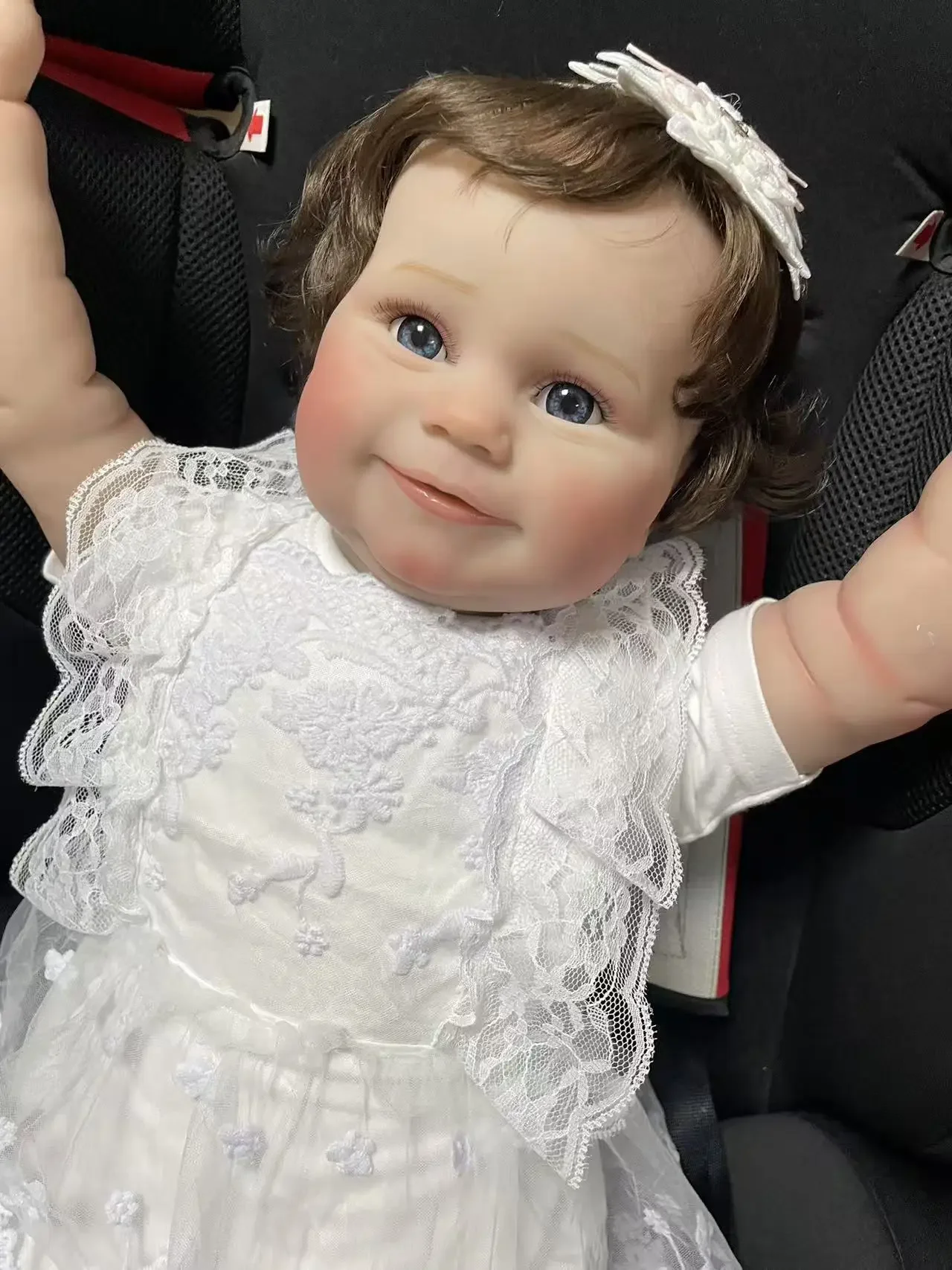 24Inch Soft Cloth Body Multiple Layers Painting 3D Skin Lifelike Reborn Maddie Doll Visible Veins Hand Root Hair Collectible