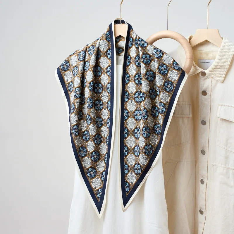 

New Fashionable Versatile Waist Seal Decorative Imitation Silk Diagonal Scarf High-end Retro Printed Triangular Silk Scarf