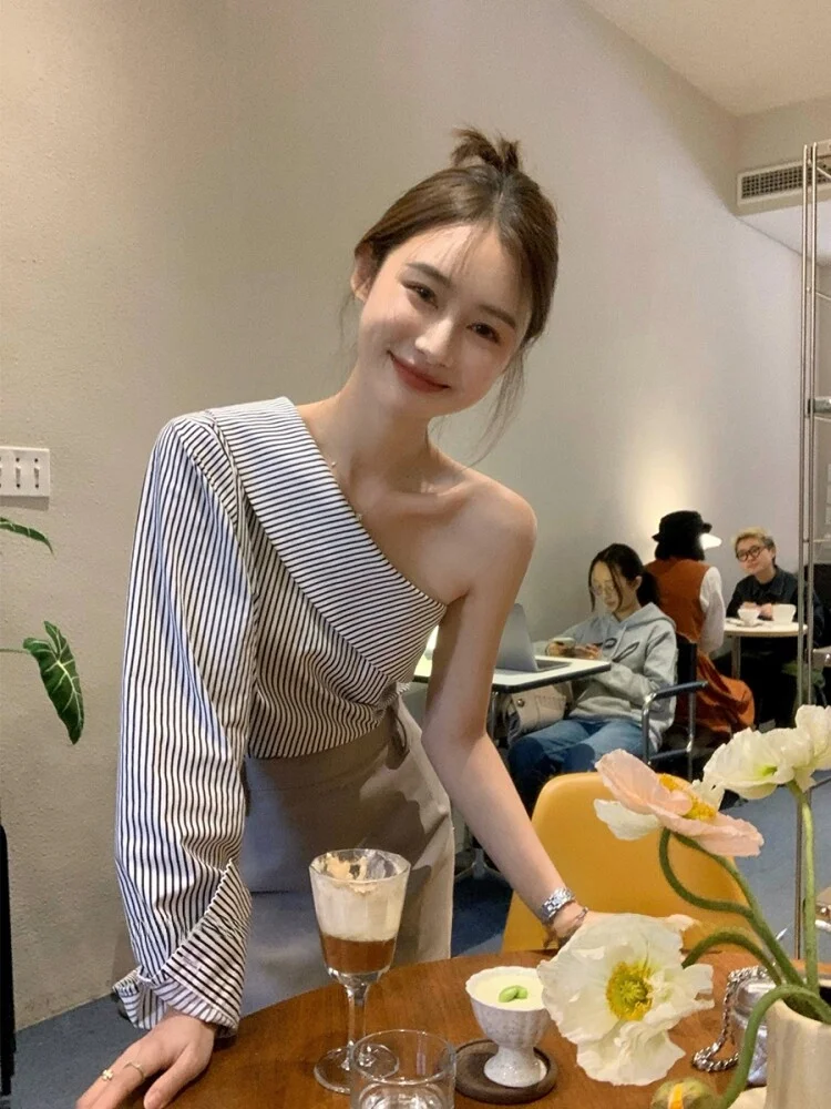 

Женский повседневный топ с длинным рукавом и полосатым дизайном на плечах, прямого кроя, с эффектом похудения, модный