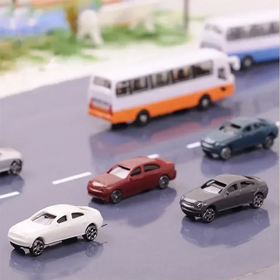Miniatur-Modell von lackiertem Auto für Parklandschaften und Straßen-Layouts, DIY-Sandtisch-Baumaterialien, farbenfrohes Limousinen-Modell für Autoszenen – Detail 2