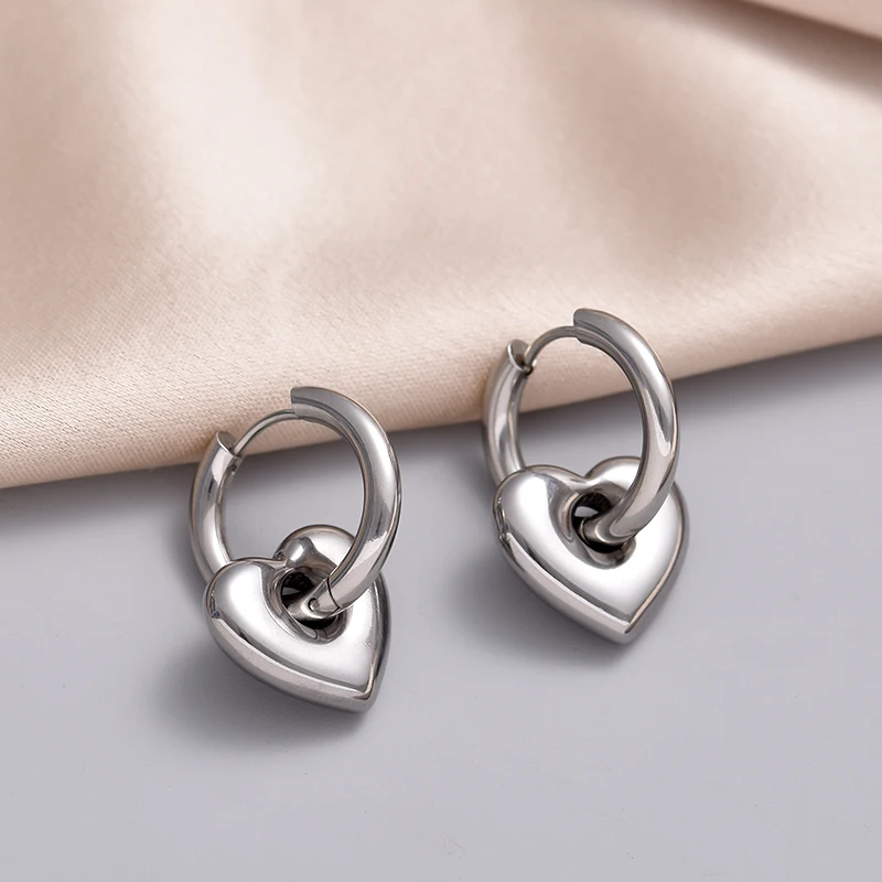 Classic Stainless Steel Heart Star Hoop Earrings For Women Punk Hip Hop Gold Silver Color Jewelry Female Gift Earrings oorbellen