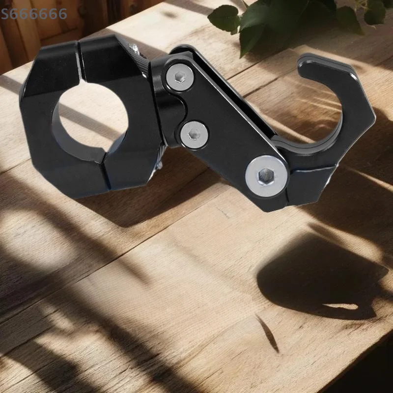 

Модифицированный на мотоцикле прочный складной держатель для шлема из алюминиевого сплава с крючком на руле; Идеально подходит для аксессуаров для хранения багажа.