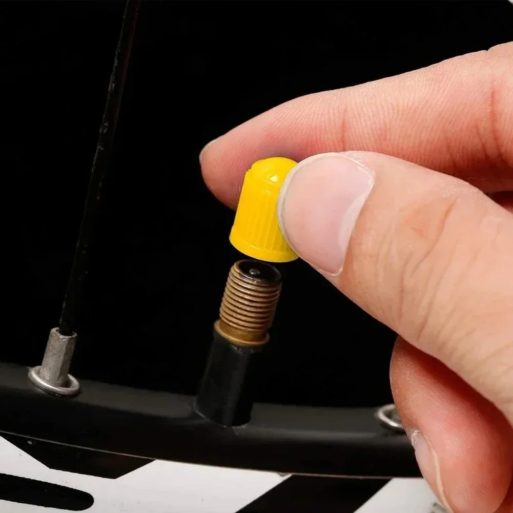 10-40 قطعة صمام إطار السيارة البلاستيك إطار دراجة صمام قبعات يا حلقة مطاطية يغطي قبة شكل صمام الغبار للسيارات غطاء دراجة نارية ديكور