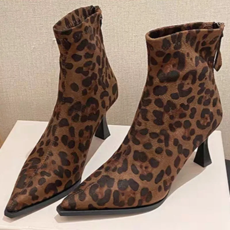 Women Leopard Print Boots Retro Pointed Chelsea Slim Boots Elegant Dress High Heels Shoes Sexy Female Boot Zapatos Para Mujeres