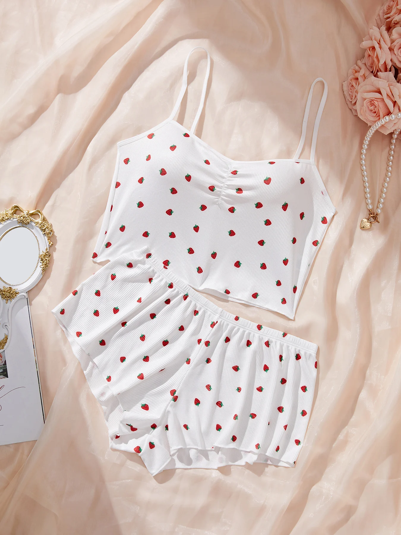 Girls Cute Sleepwear Suit Round Neck Wire Free Sweet Underwear Two Piece Female Cute Sleeping Pajamas Kitts