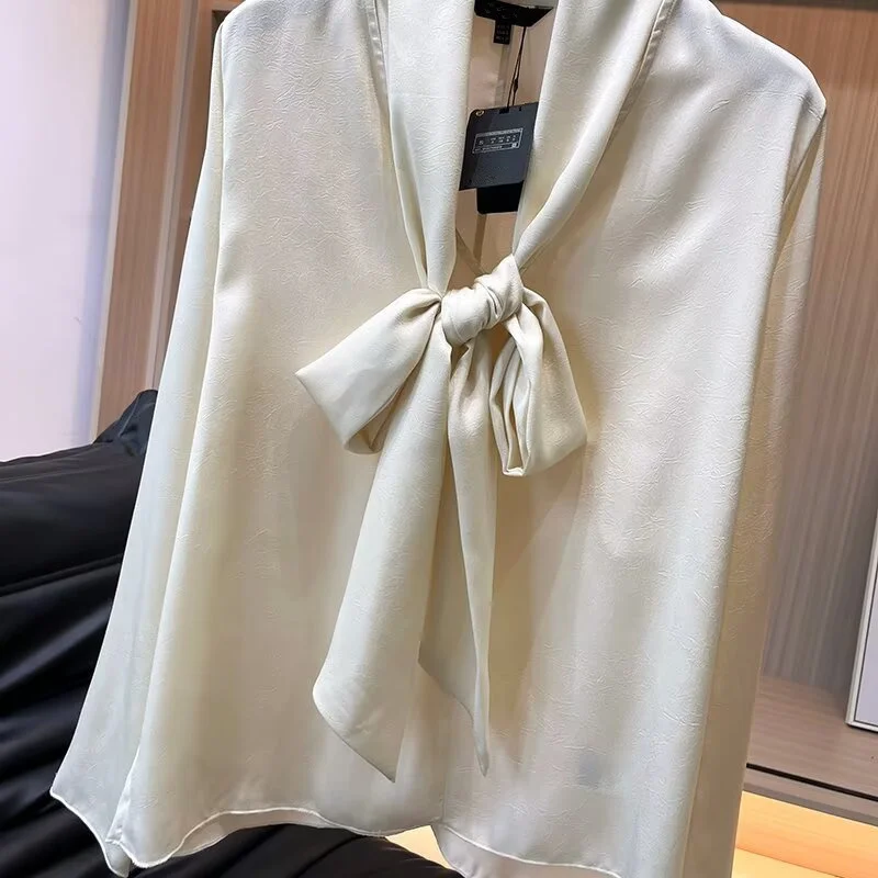 เสื้อเชิ้ตและเสื้อเบลาส์ Maxdutti เสื้อผ้าผู้หญิง เสื้อเชิ้ตคอผ้าซาตินสไตล์ฝรั่งเศส เสื้อเชิ้ตฤดูใบไม้ร่วง เสื้อเชิ้ตลำลอง เสื้อเบลาส์ฤดูใบไม้ร่วง