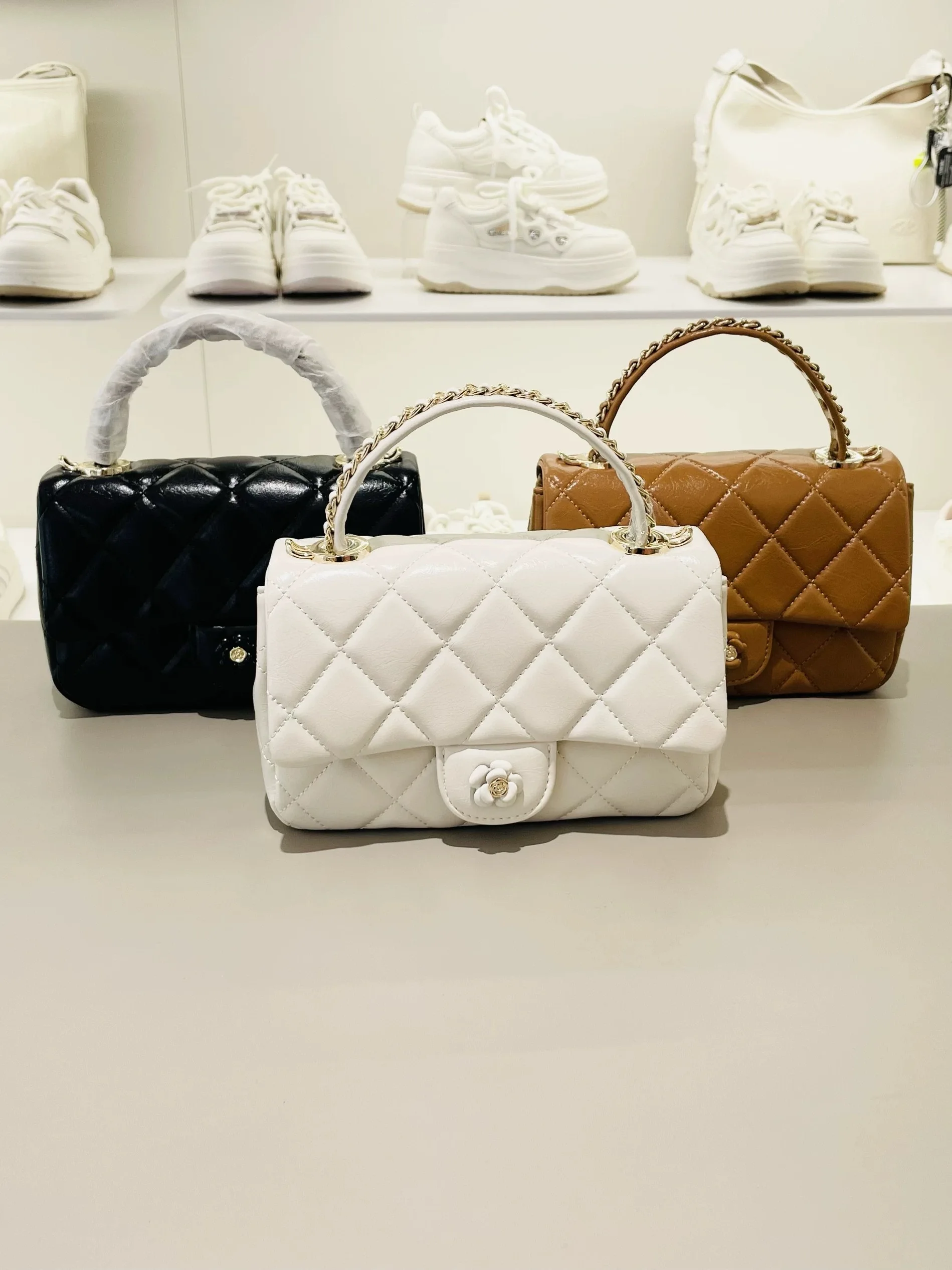 borsa-a-tracolla-classica-josiny-da-donna-con-catena-a-griglia-di-diamanti-versatile-elegante-e-lussuosa-moda-primavera-2026