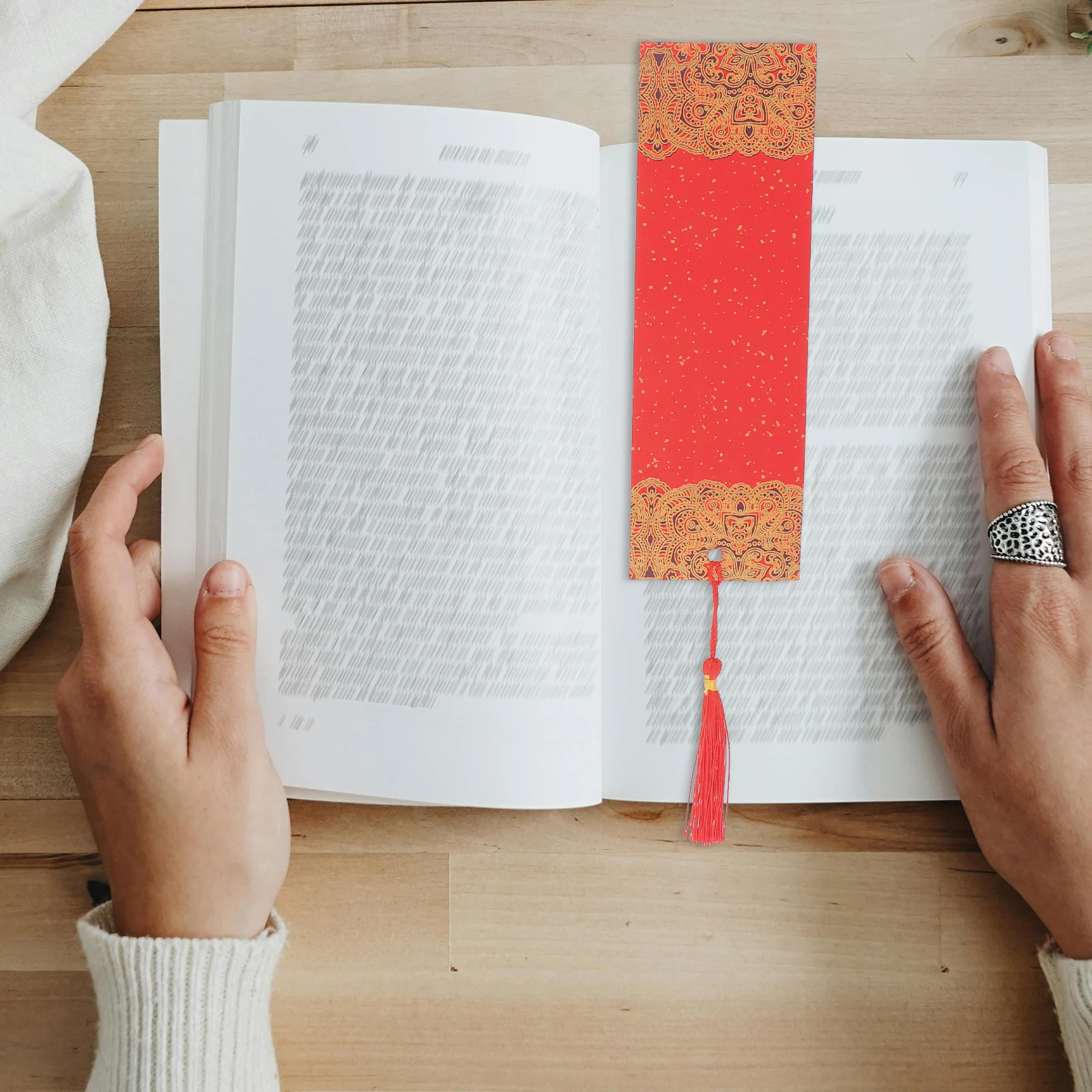 1 set 1 Set Of Handmade Paper Bookmarks Diy Graffiti Blank Markers For Crafts Unpainted Bookmarks With Hanging Holes Christmas