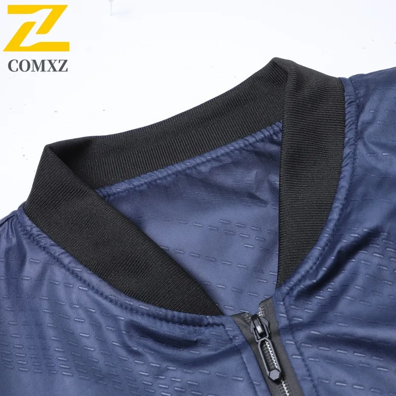 COMXZ أنيق Chaqueta البيسبول طوق الكورية نمط الحد الأدنى التخييم السفر سترة اسكواش وسيم في الهواء الطلق معطف ملابس رجالي