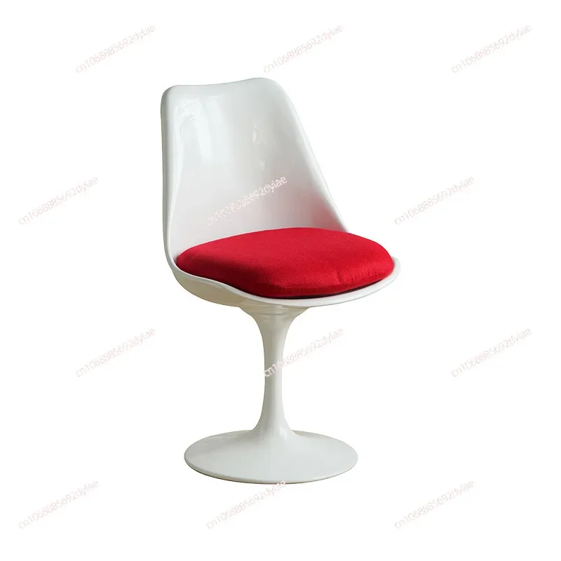 

Simple Light Luxury Fashion Cafe Chair