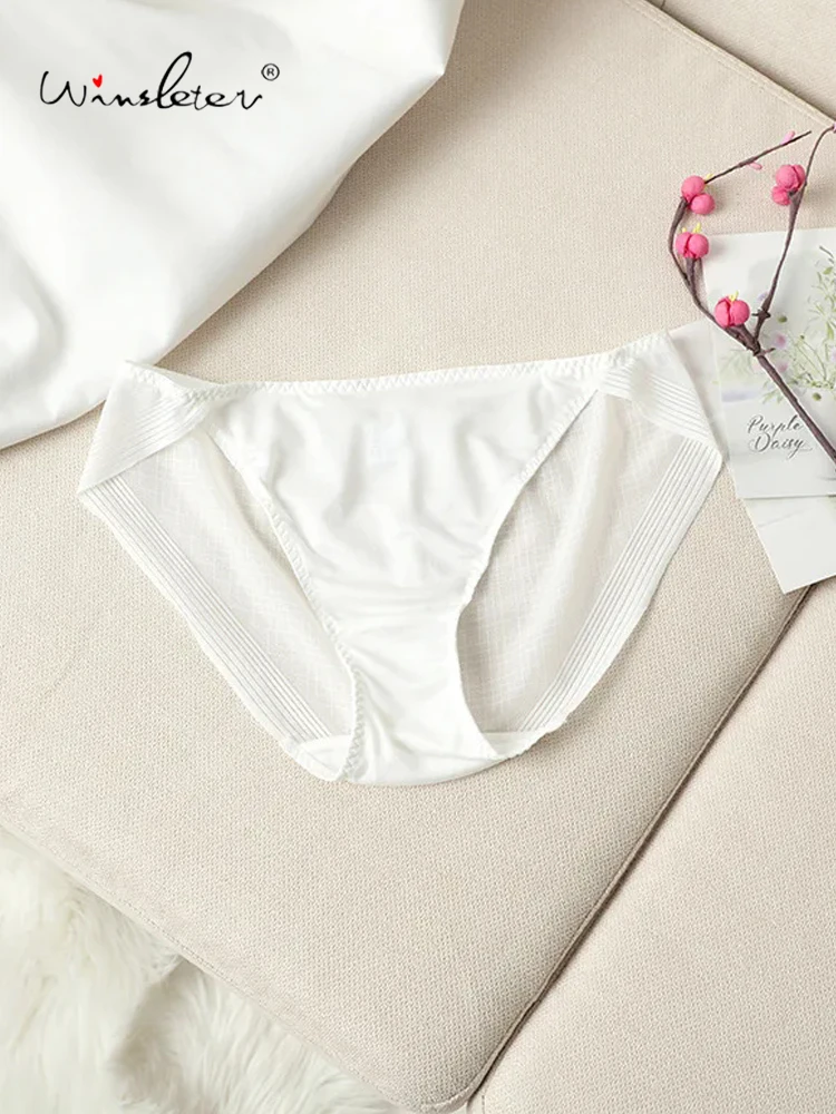 

Winsleter,Low Waist Breathable Traceless Panties,3Pcs/Set Women's 100% Mulberry Silk Perspective Sexy Mesh Underwear P37215QC